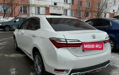 Toyota Corolla, 2018 год, 2 400 000 рублей, 4 фотография