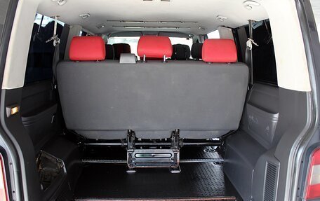 Volkswagen Caravelle T5, 2005 год, 1 150 000 рублей, 8 фотография
