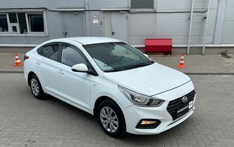 Hyundai Solaris II рестайлинг, 2018 год, 1 350 000 рублей, 3 фотография
