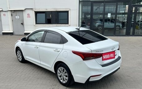 Hyundai Solaris II рестайлинг, 2018 год, 1 350 000 рублей, 7 фотография