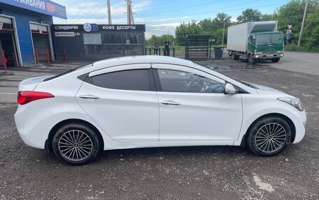 Hyundai Avante, 2011 год, 1 120 000 рублей, 4 фотография