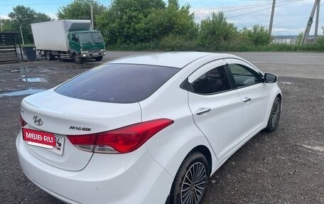 Hyundai Avante, 2011 год, 1 120 000 рублей, 5 фотография