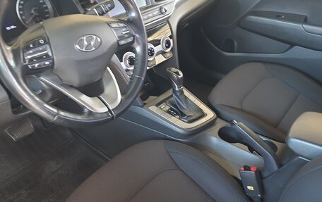 Hyundai Elantra VI рестайлинг, 2019 год, 1 300 000 рублей, 7 фотография