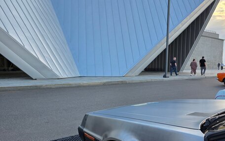 DeLorean DMC-12, 1981 год, 13 000 000 рублей, 3 фотография