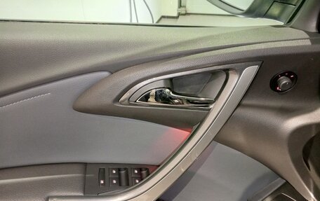 Opel Astra J, 2013 год, 879 000 рублей, 12 фотография