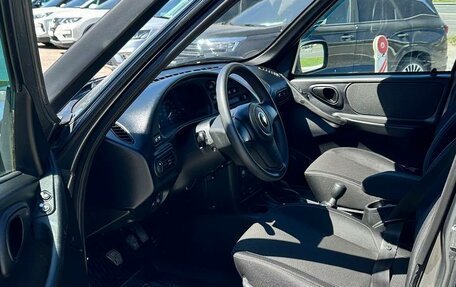 Chevrolet Niva I рестайлинг, 2017 год, 820 000 рублей, 2 фотография
