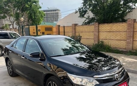 Toyota Camry, 2016 год, 1 920 000 рублей, 6 фотография