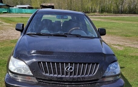 Lexus RX IV рестайлинг, 2000 год, 850 000 рублей, 2 фотография