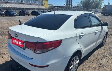 KIA Rio III рестайлинг, 2015 год, 1 000 000 рублей, 6 фотография