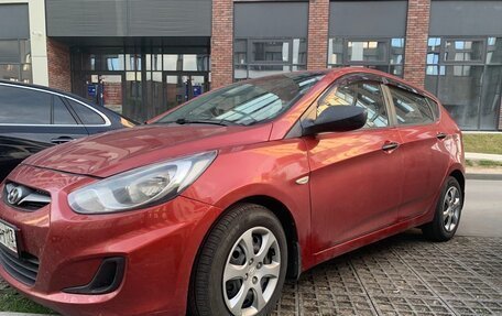 Hyundai Solaris II рестайлинг, 2013 год, 1 350 000 рублей, 3 фотография
