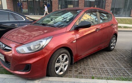 Hyundai Solaris II рестайлинг, 2013 год, 1 350 000 рублей, 6 фотография
