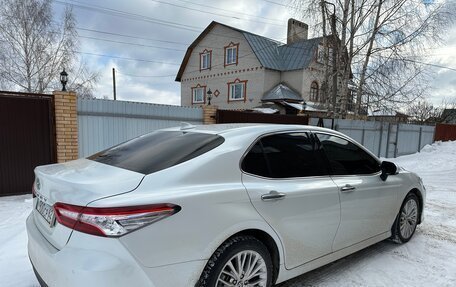 Toyota Camry, 2021 год, 3 350 000 рублей, 3 фотография