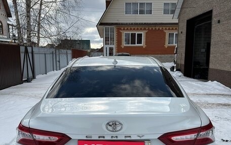 Toyota Camry, 2021 год, 3 350 000 рублей, 4 фотография
