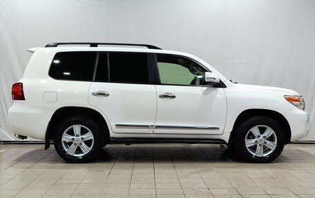 Toyota Land Cruiser 200, 2012 год, 3 400 000 рублей, 5 фотография