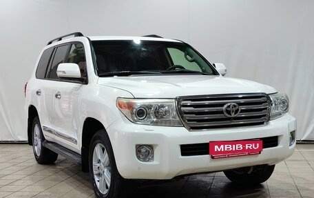 Toyota Land Cruiser 200, 2012 год, 3 400 000 рублей, 4 фотография