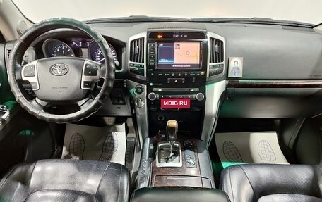 Toyota Land Cruiser 200, 2012 год, 3 400 000 рублей, 15 фотография