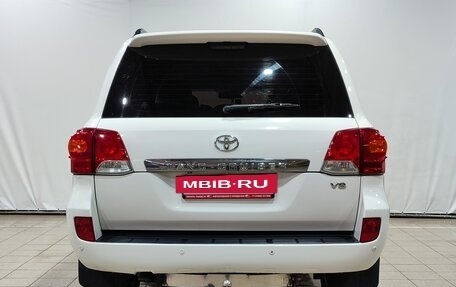 Toyota Land Cruiser 200, 2012 год, 3 400 000 рублей, 7 фотография
