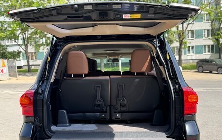 Toyota Land Cruiser 200, 2014 год, 4 550 000 рублей, 8 фотография