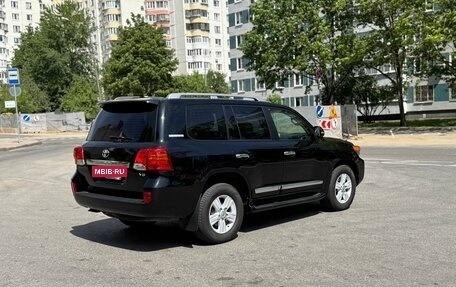 Toyota Land Cruiser 200, 2014 год, 4 550 000 рублей, 3 фотография