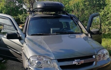 Chevrolet Niva I рестайлинг, 2014 год, 750 000 рублей, 2 фотография