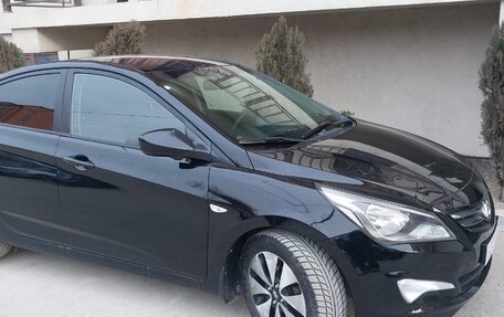 Hyundai Solaris II рестайлинг, 2016 год, 800 000 рублей, 7 фотография
