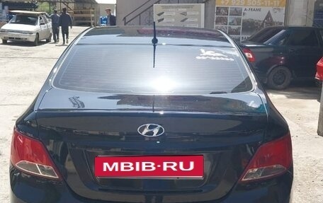 Hyundai Solaris II рестайлинг, 2016 год, 800 000 рублей, 10 фотография