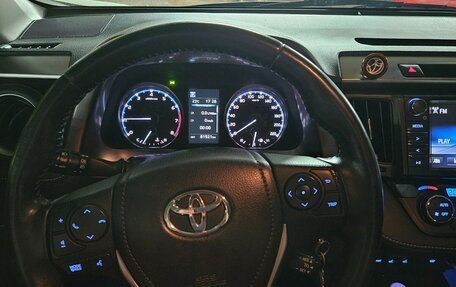 Toyota RAV4, 2017 год, 2 050 000 рублей, 4 фотография