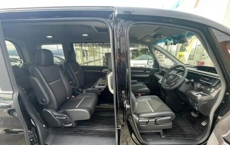 Honda Stepwgn IV, 2021 год, 2 054 000 рублей, 10 фотография