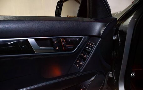 Mercedes-Benz C-Класс AMG, 2013 год, 5 300 000 рублей, 17 фотография