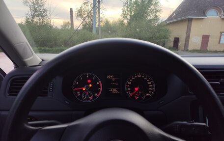 Volkswagen Jetta VI, 2013 год, 1 100 000 рублей, 6 фотография