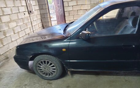 Toyota Vista, 1996 год, 185 000 рублей, 2 фотография