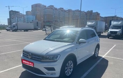 Volkswagen Tiguan II, 2017 год, 2 300 000 рублей, 1 фотография