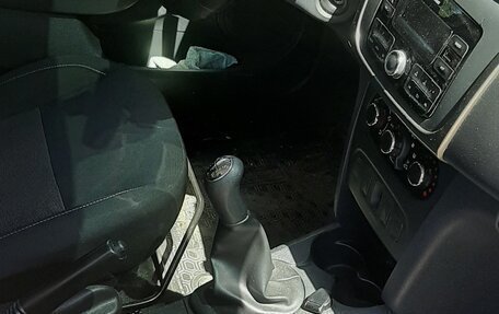 Renault Logan II, 2020 год, 1 200 000 рублей, 4 фотография