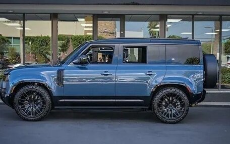 Land Rover Defender II, 2022 год, 7 390 000 рублей, 8 фотография