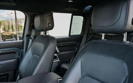 Land Rover Defender II, 2022 год, 7 390 000 рублей, 20 фотография
