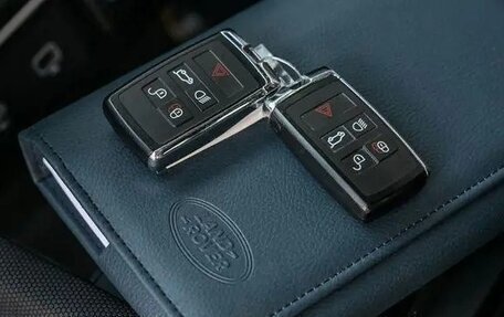 Land Rover Defender II, 2022 год, 7 390 000 рублей, 28 фотография