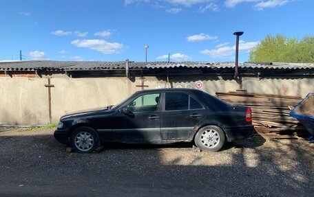 Mercedes-Benz C-Класс, 1996 год, 130 000 рублей, 2 фотография