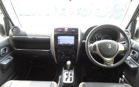 Suzuki Jimny, 2015 год, 790 000 рублей, 9 фотография