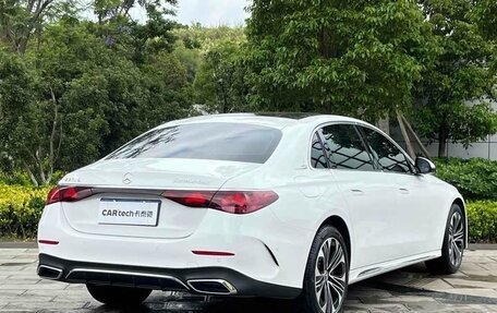 Mercedes-Benz E-Класс, 2025 год, 7 580 000 рублей, 4 фотография