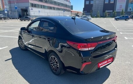 KIA Rio IV, 2020 год, 1 400 000 рублей, 3 фотография