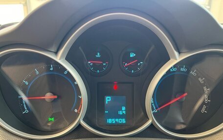 Chevrolet Cruze II, 2010 год, 520 000 рублей, 18 фотография