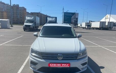 Volkswagen Tiguan II, 2017 год, 2 300 000 рублей, 9 фотография