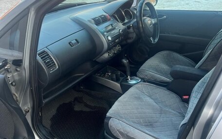 Honda Fit III, 2003 год, 500 000 рублей, 9 фотография