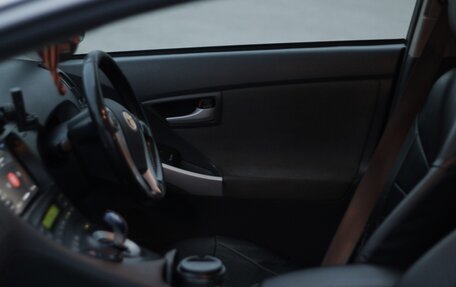 Toyota Prius, 2010 год, 960 000 рублей, 12 фотография