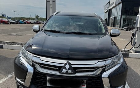 Mitsubishi Pajero Sport III рестайлинг, 2019 год, 2 970 000 рублей, 7 фотография