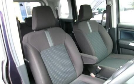 Toyota Roomy I, 2022 год, 902 000 рублей, 28 фотография