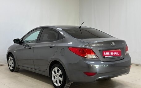 Hyundai Solaris II рестайлинг, 2011 год, 610 000 рублей, 6 фотография