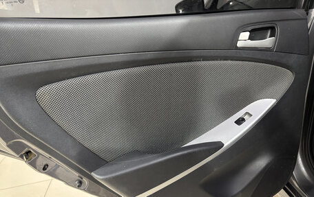 Hyundai Solaris II рестайлинг, 2011 год, 610 000 рублей, 13 фотография