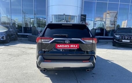 Toyota RAV4, 2022 год, 3 700 000 рублей, 4 фотография