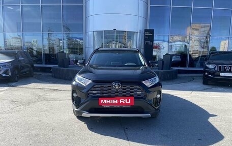 Toyota RAV4, 2022 год, 3 700 000 рублей, 8 фотография